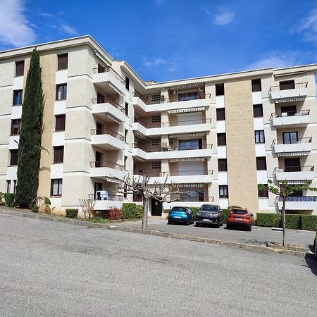 Le Cezanne - Climatise Avec Grande Terrasse Apartment Greoux-les-Bains Exterior photo