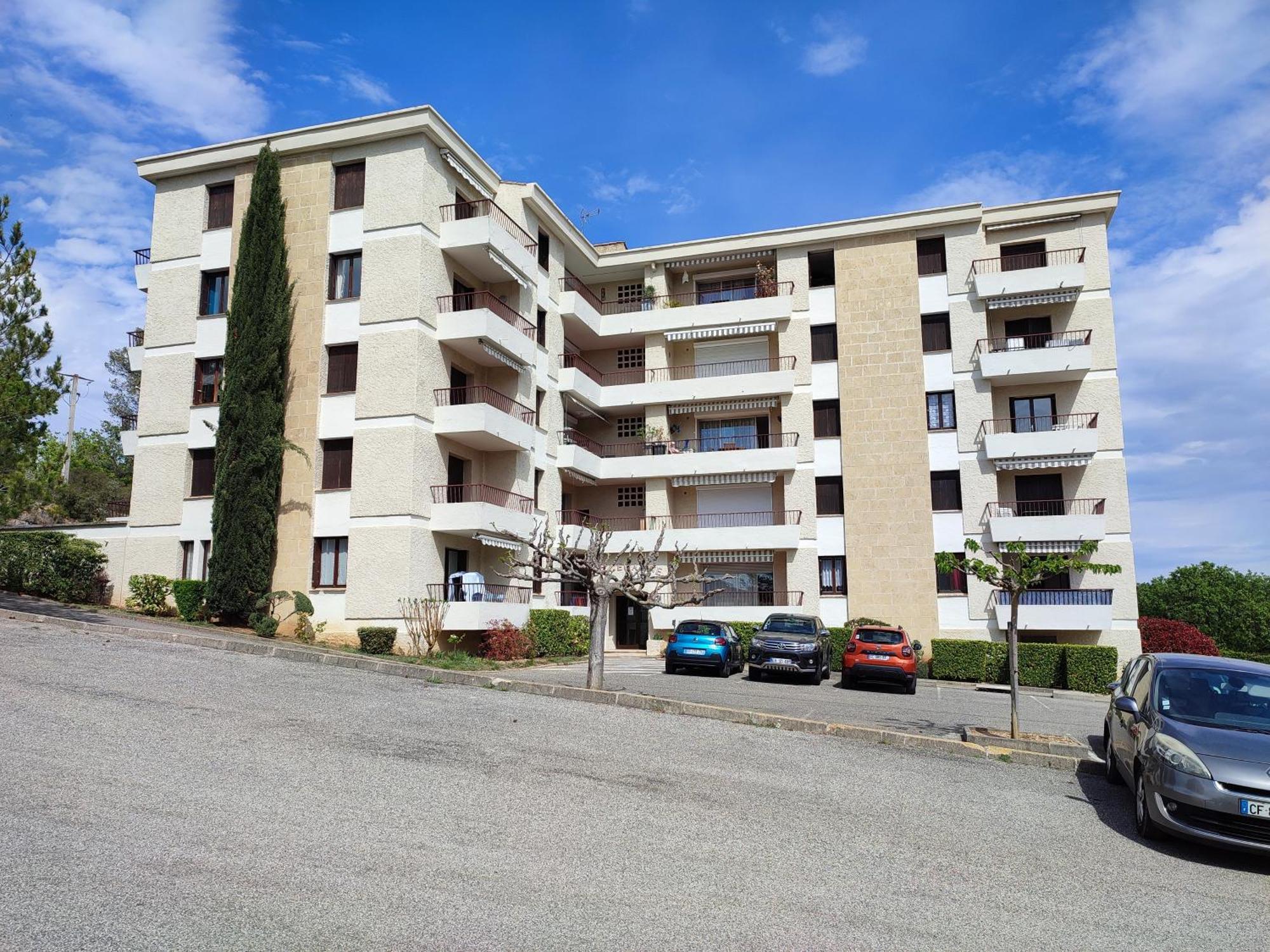 Le Cezanne - Climatise Avec Grande Terrasse Apartment Greoux-les-Bains Exterior photo